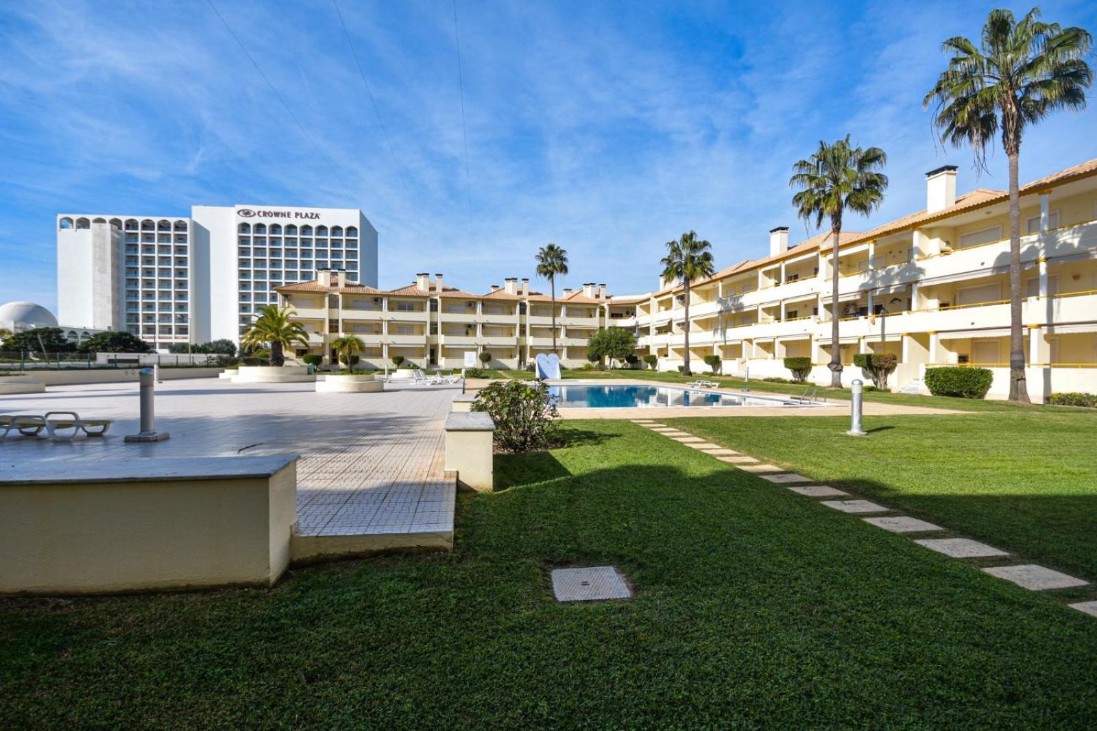 Vila Atlantida - Vilamoura-Quarteira Holiday Home - Beach At 250 Mts Dış mekan fotoğraf
